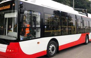 Показали нові тролейбуси, які виїдуть на вулиці Луцька