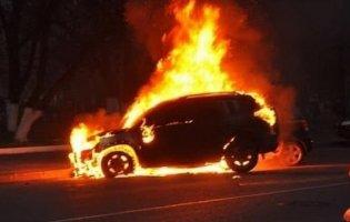 У Рівному спалили авто директора облводоканалу 