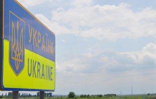Білорусь обмежила рух черех кордон з Україною