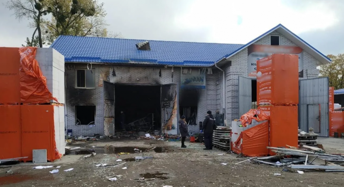 На Київщині стався вибух у магазині: є постраждалі