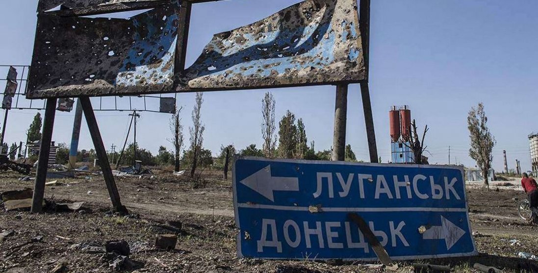 ЄС занепокоєний загостренням ситуації на Донбасі і російськими «гумконвоями»