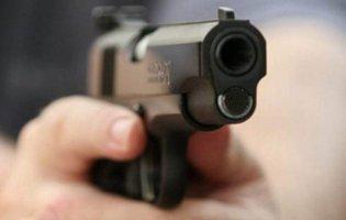 У Дніпрі чоловік розстріляв авто, яке його не пропустило