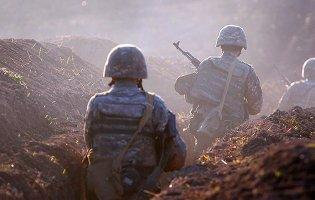 Росія ввела своїх миротворців на територію Карабаху