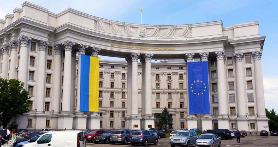 Україна вітає перемир'я в Нагірному Карабасі