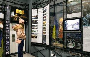 Поліція проводить обшуки в музеї Революції Гідності: що відомо