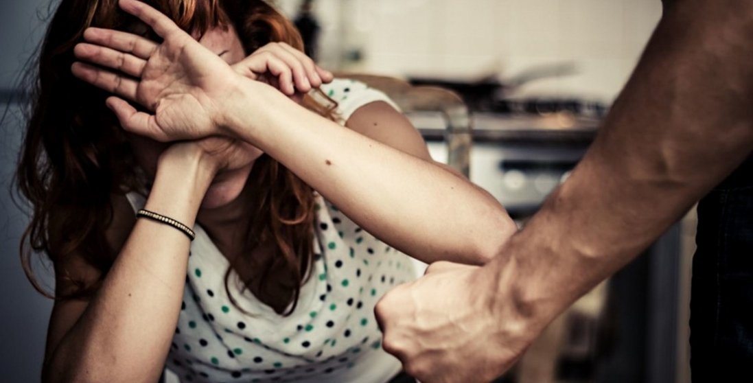 Кількість заяв про домашнє насильство в Україні суттєво зросла