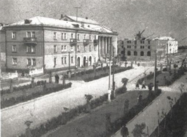 Забудова Нововолинська, 1950-ті роки