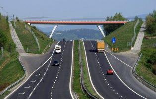Платні дороги в Україні: скільки коштуватимуть