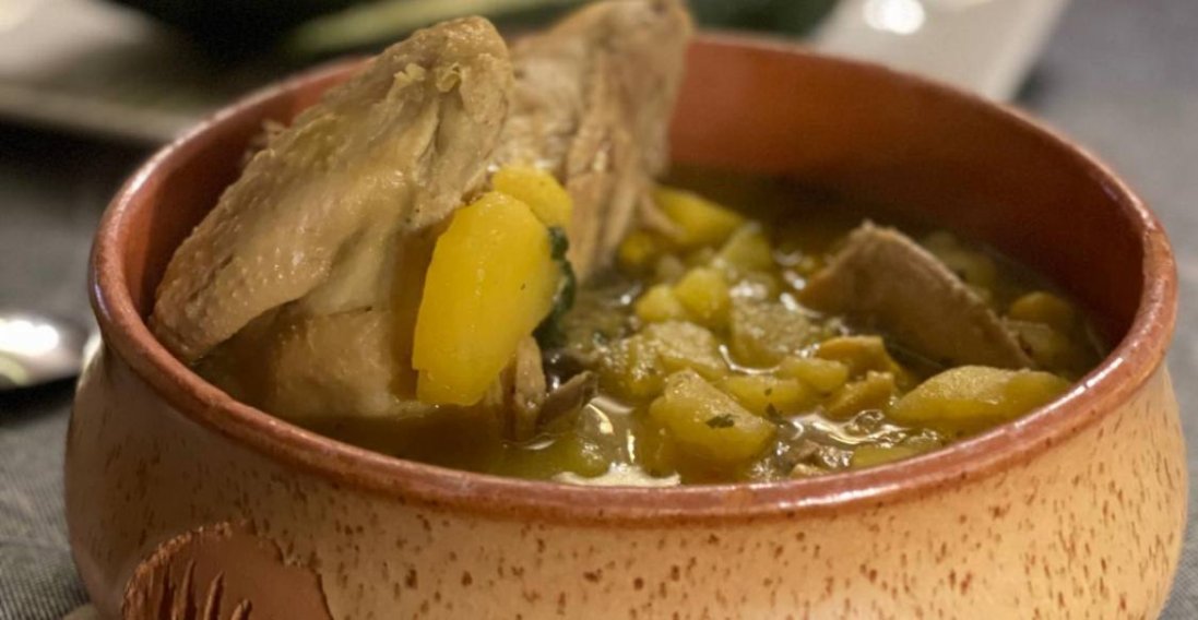 Актуальний рецепт від Ектора Хіменеса-Браво: суп Ахіако надасть сил і енергії