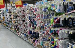 Батарейки, шкарпетки, презервативи: МОЗ пояснили заборону на продаж
