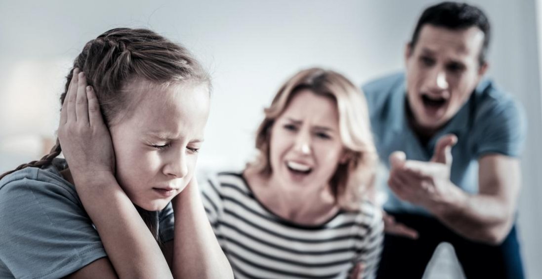 Які фрази можуть травмувати вашу дитину