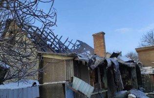 У селі біля Луцька згоріла хата: погорільцям потрібна допомога