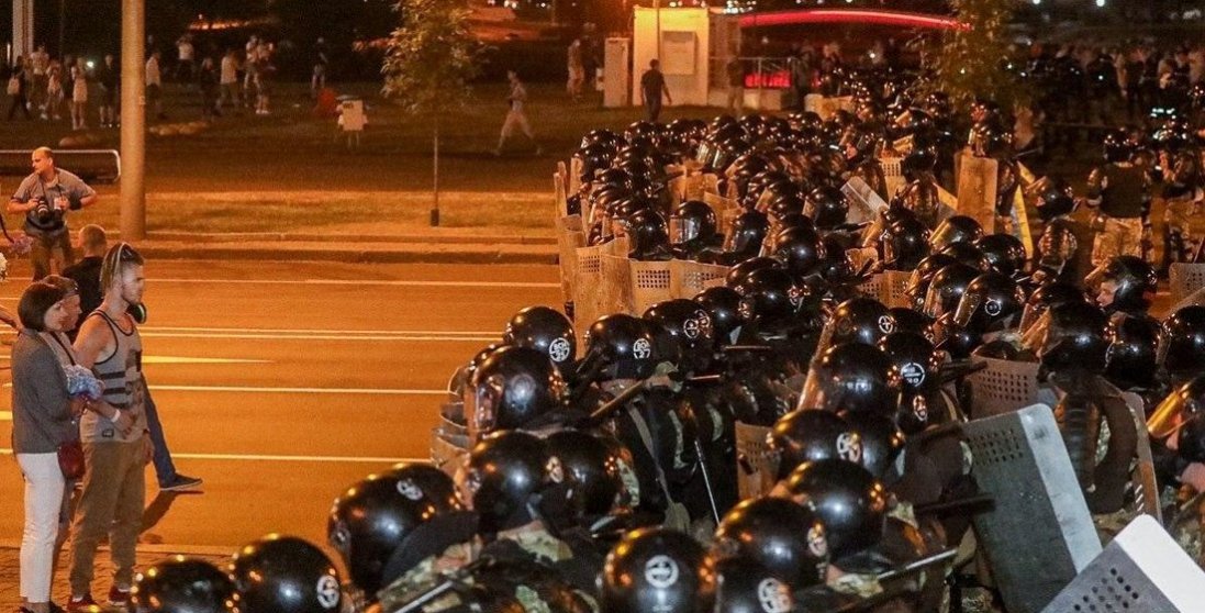 Протести в Білорусі тривають пів року: на вихідних затримали знову 100 осіб