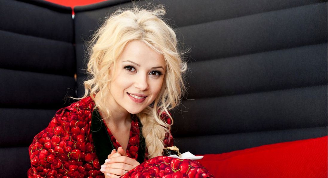 Відома українська співачка розповіла про лікування раку