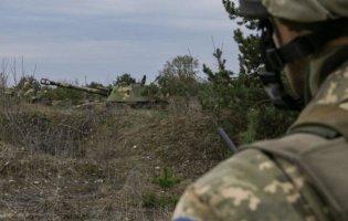 На Донбасі цивільні хотіли прорватись до бойовиків: один помер
