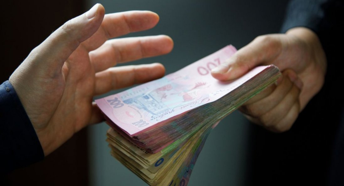 Відоме ім'я службовця, якого затримали на великому хабарі на Волині