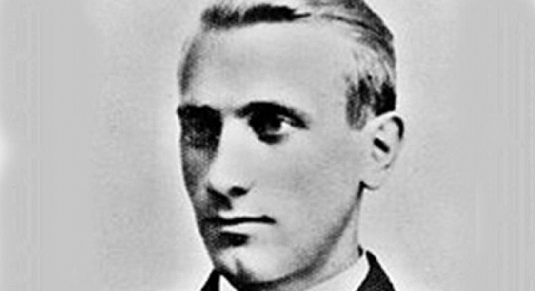 Коли зрадник побачив убитого енкаведистами командира, від розпачу заплакав