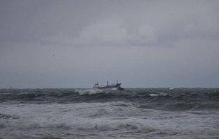 Біля Румунії затонуло судно з українцями: є загиблі