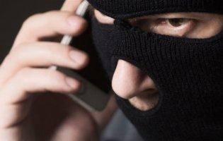 Як аферисти проникають у наші телефони та на фейсбук-сторінки