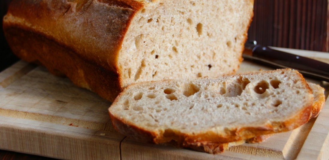 Чому треба їсти черствий хліб, а не свіжий