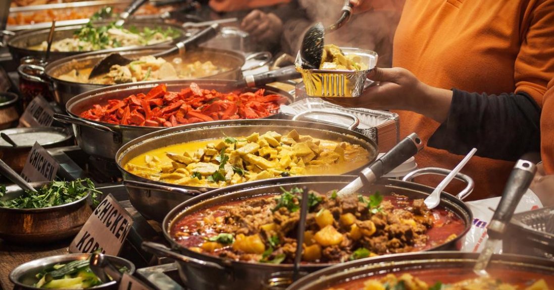 Сниться їжа: чому треба розібратися з документами