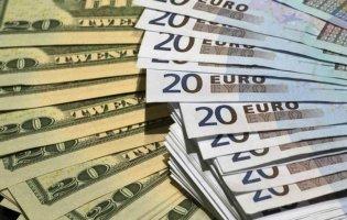 Астролог попередив про обвал долара і євро