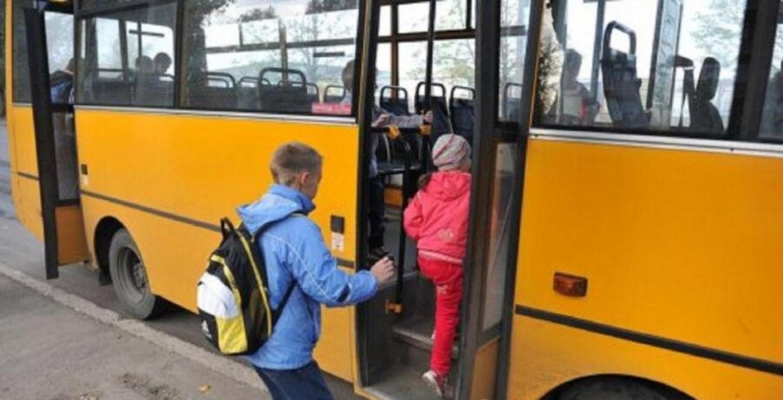 На Волині судили водія, бо витер шапкою дитини свій автобус