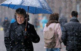 Похолодання  та мокрий сніг: яким буде  кінець березня в Україні