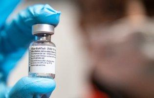Страшилки про вакцину: кому вони вигідні?