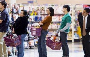 Як вибрати саму швидку чергу в супермаркеті
