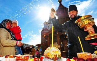 Великдень в Україні: чи будуть церкви приймати вірян