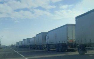 На Донбас доставили майже 100 тонн гуманітарної допомоги
