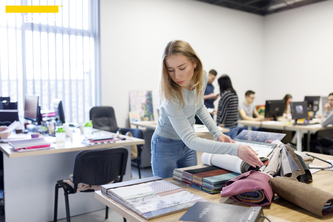 Клієнтам пропонують переглянути не тільки фото прототипів, але й реальні зразки