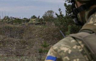 На Донбасі окупанти обстріляли авто спостережної групи
