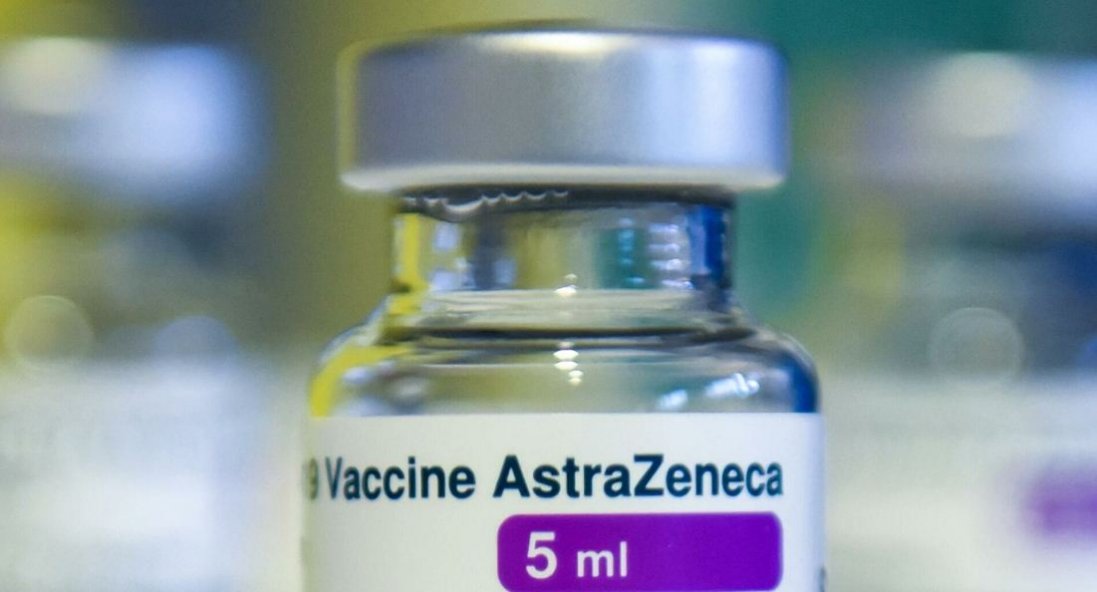 В Україні майже закінчилася вакцина AstraZeneca: коли прибуде нова партія