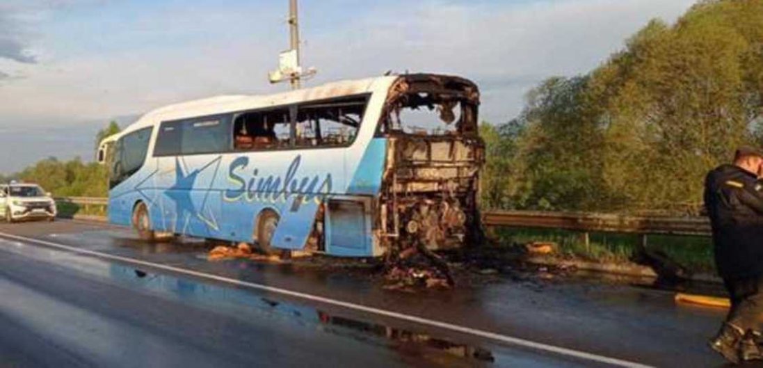 На Львівщині загорівся рейсовий автобус: як себе почувають два десятки пасажирів