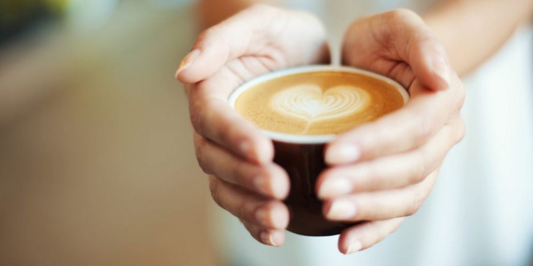 Чому кава корисна для шкіри