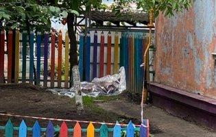 Замотане у килим: в центрі міста в Полтавській області знайшли тіло 27-річного чоловіка