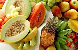 Чому не можна їсти фрукти після їжі