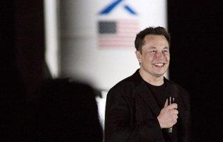Засновник Tesla називає себе «Ілон Маск Другий»