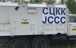 На Донбасі бойовики обстріляли авто української спостережної групи