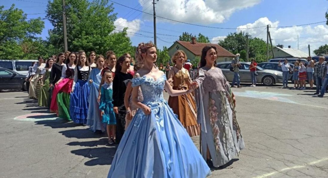 Туристичний сезон в Олиці стартував фестивалем «Олицька переберія»