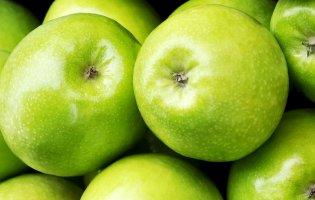 Лікарі попередили про небезпеку зелених яблук