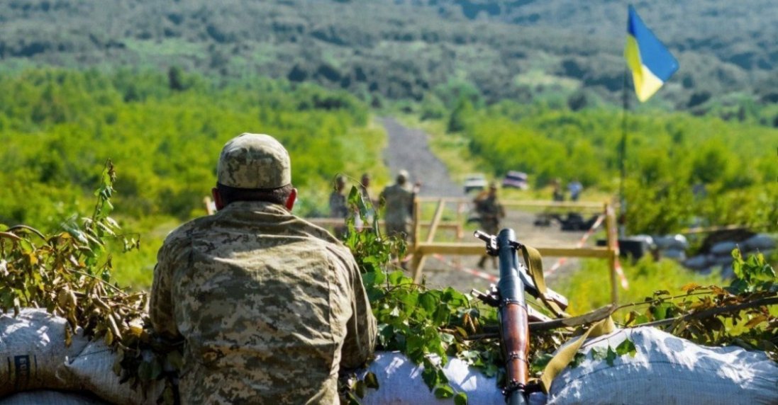 На Донбасі поранено двох воїнів: найманці РФ вдарили із мінометів