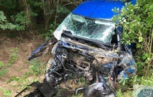 Смертельна аварія на Волині: водій вилетів з авто