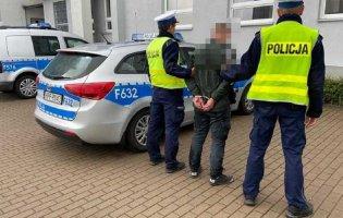 Польська поліція з погонею та пострілами затримувала українця, який втікав на викраденому авто