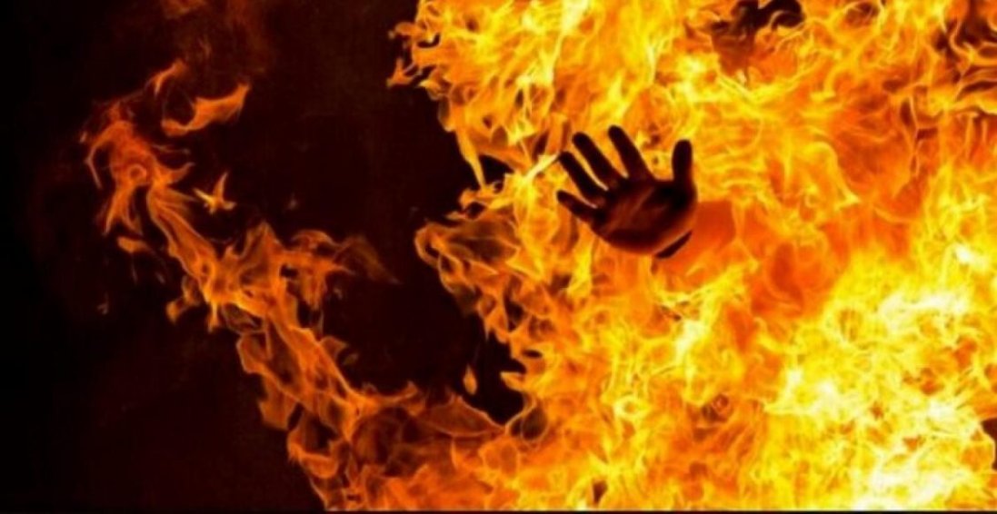 На Херсонщині школярі спалили людину: подробиці шокуючої трагедії