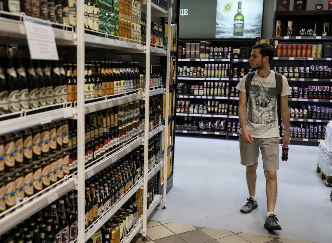 В Україні планують підвищити ціни на алкоголь: чому і на скільки