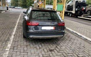 Волинські митники конфіскували Audi за 26 000 євро
