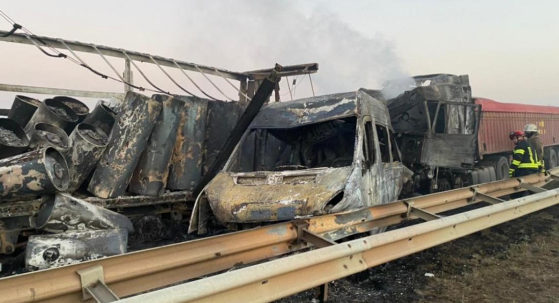 На Одещині зіткнулися 5 авто: є загиблі й постраждалі